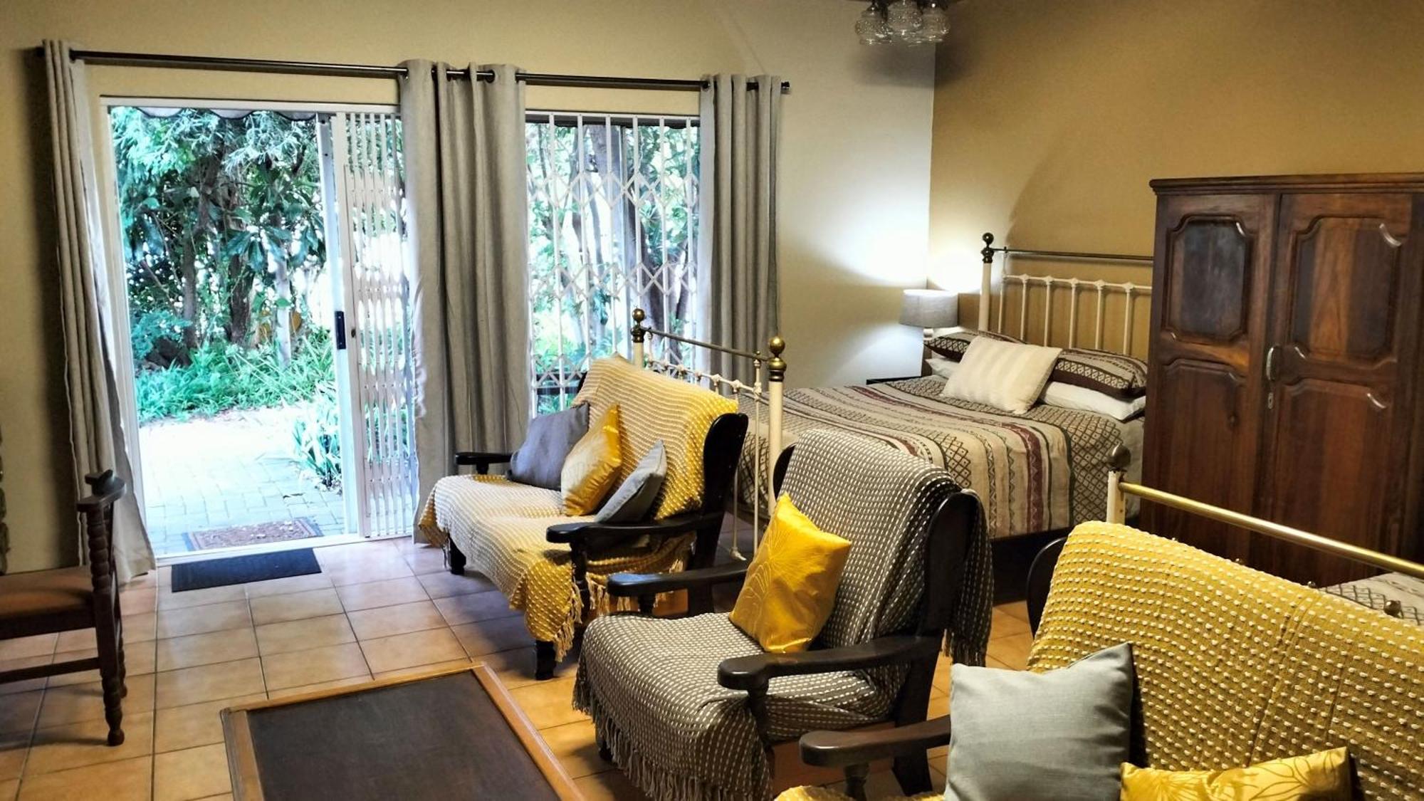Anri Guesthouse Bloemfontein Exterior photo